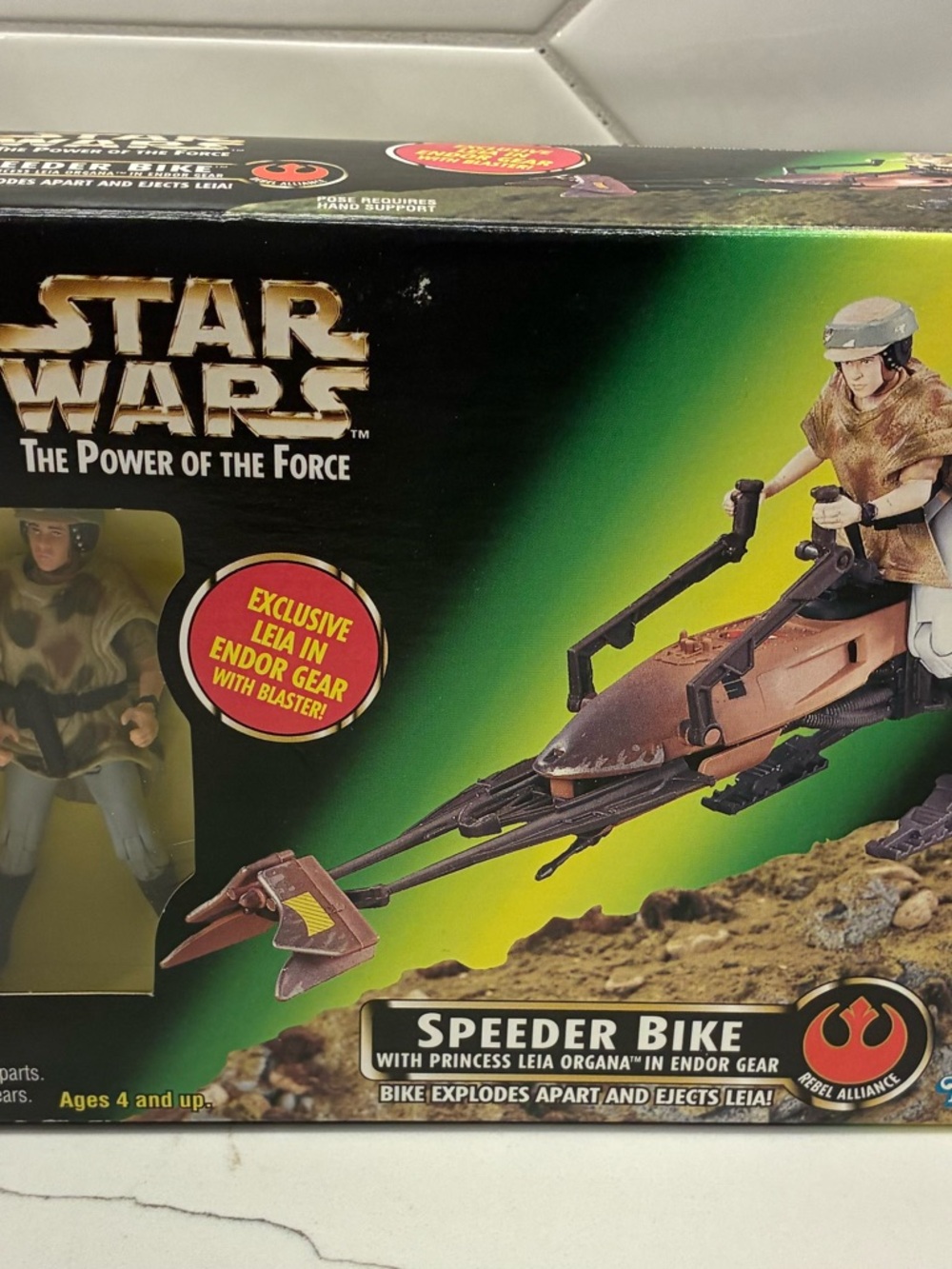 Star Wars Speeder Bike with Leia in Endor Gear - NIB